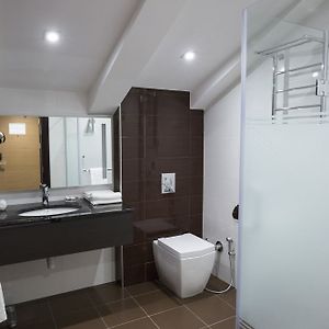 Pokój typu standard z dwoma pojedynczymi łóżkami